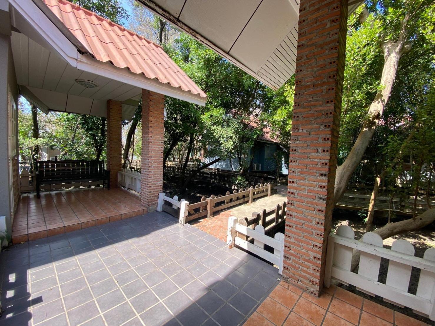 รตะธารา รีสอร์ท Ratathara Resort Bang Pakong Bagian luar foto